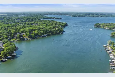 W342N4878 W Lindy Ln, Oconomowoc, WI 53058 - Photo 13