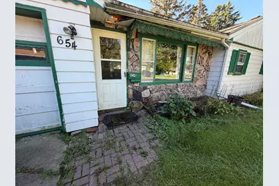 654  Phoenix St, Delavan, WI 53115 - Photo 37