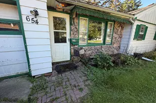 654 Phoenix St, Delavan, WI 53115 - Photo 37