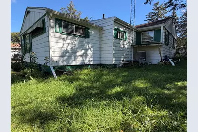 654  Phoenix St, Delavan, WI 53115 - Photo 15