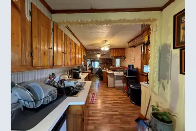 654  Phoenix St, Delavan, WI 53115 - Photo 47