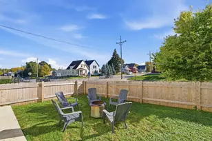 2434 S Chicago Ave, South Milwaukee, WI 53172 - Photo 43