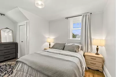 2434 S Chicago Ave, South Milwaukee, WI 53172 - Photo 25