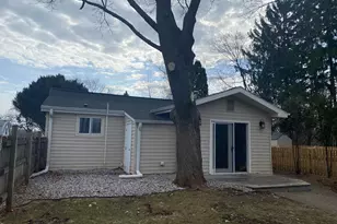 W342N4868 Oak Ln, Oconomowoc, WI 53058 - Photo 5