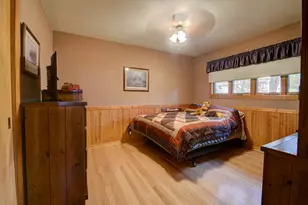 1904 Chestnut St, West Bend, WI 53095 - Photo 7