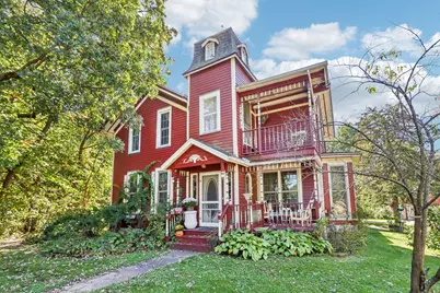 238 S Oak St, Lake Mills, WI 53551 - Photo 1