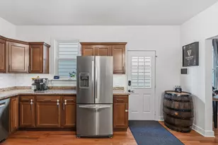 542 E Potter Ave, Milwaukee, WI 53207 - Photo 13