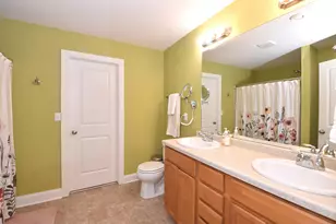 3806 Blossom Dr, Racine, WI 53406 - Photo 29