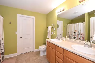 3806  Blossom Dr, Racine, WI 53406 - Photo 27