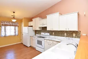 25016 87th St, Salem Lakes, WI 53168 - Photo 7
