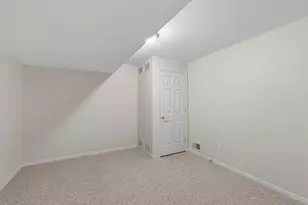 N19W26702 Milkweed Ln, Pewaukee, WI 53072 - Photo 31