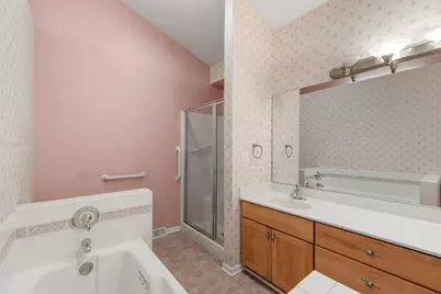 N19 W26702  Milkweed Ln #A, Pewaukee, WI 53072 - Photo 7