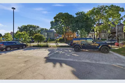 826 N 28th St, Milwaukee, WI 53208 - Photo 31
