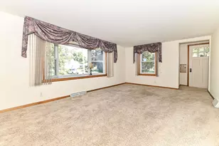 400 S 3rd St, Racine, WI 53185 - Photo 13