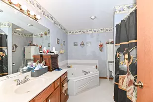 1123 N Sunnyslope Dr, Racine, WI 53406 - Photo 11