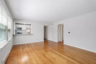 1335 E Randolph Ct, Milwaukee, WI 53212 - Photo 3