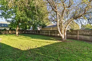 713 S 16th St, Manitowoc, WI 54220 - Photo 5