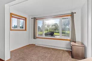 713 S 16th St, Manitowoc, WI 54220 - Photo 13
