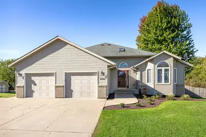 4760  Roesler Pl, La Crosse, WI 54601 - Photo 1
