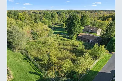 S86W24070  Edgewood Ave, Vernon, WI 53103 - Photo 13