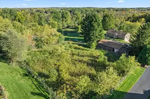 S86W24070 Edgewood Ave, Vernon, WI 53103 - Photo 13
