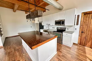 234 E Reservoir Ave, Milwaukee, WI 53212 - Photo 11