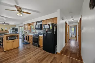3514 Waterbury Ln, Racine, WI 53403 - Photo 11