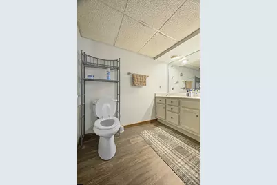 3514  Waterbury Ln, Racine, WI 53403 - Photo 27