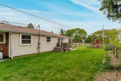 16401 W Addison Ave, New Berlin, WI 53151 - Photo 25