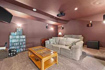N23W23800  Talon Ct, Pewaukee, WI 53188 - Photo 29
