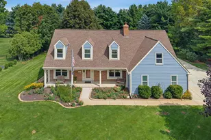 149 Hickory Dr, Delafield, WI 53018 - Photo 43