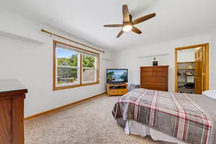 149 Hickory Dr, Delafield, WI 53018 - Photo 31