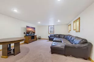 149 Hickory Dr, Delafield, WI 53018 - Photo 33