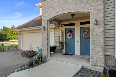 5427 W Cobblestone Way #D, Franklin, WI 53132 - Photo 47