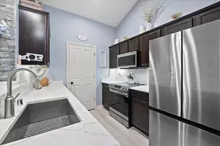 5427 W Cobblestone Way, Franklin, WI 53132 - Photo 15