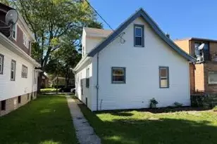 4520 N 41st St, Milwaukee, WI 53209 - Photo 3