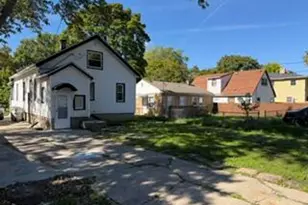5754 N 41st St, Milwaukee, WI 53209 - Photo 3