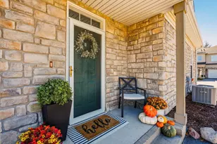 N16W26532 Meadowgrass Cir, Pewaukee, WI 53072 - Photo 29
