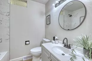 5406 N Shasta Dr, Glendale, WI 53209 - Photo 5
