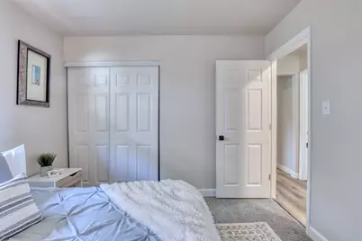 5406 N Shasta Dr, Glendale, WI 53209 - Photo 11
