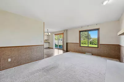 10360 S Mockingbird Ln, Oak Creek, WI 53154 - Photo 19