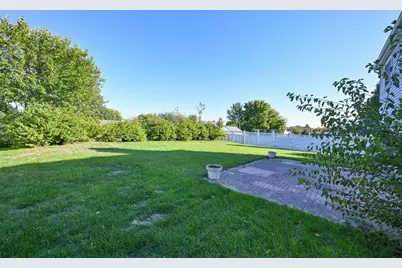 10360 S Mockingbird Ln, Oak Creek, WI 53154 - Photo 33