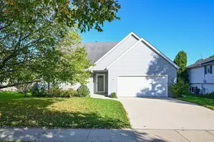 10360 S Mockingbird Ln, Oak Creek, WI 53154 - Photo 37
