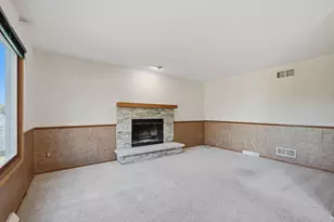 10360 S Mockingbird Ln, Oak Creek, WI 53154 - Photo 17