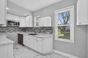 1224 S 25th St, Milwaukee, WI 53204 - Photo 13