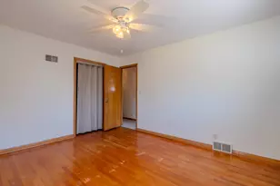 2506 W Whitaker Ave, Milwaukee, WI 53221 - Photo 15