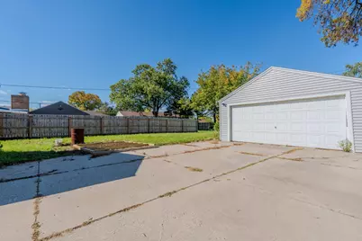 2506 W Whitaker Ave, Milwaukee, WI 53221 - Photo 19