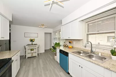 3950 N 58th St, Milwaukee, WI 53216 - Photo 11