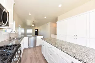 243 Binsfeld St, Belgium, WI 53004 - Photo 17