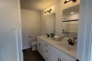 N101W16888 Tanglewood Dr, Germantown, WI 53022 - Photo 17